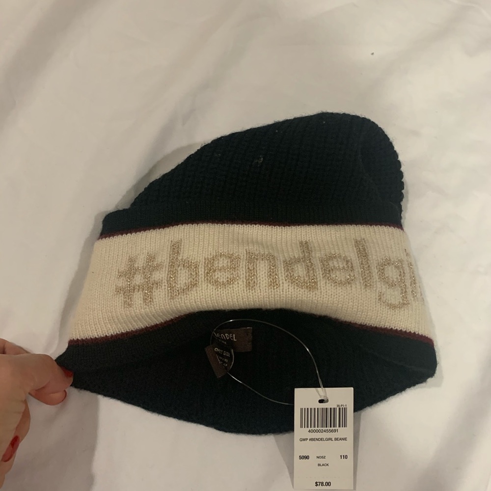 Henri bendel hat